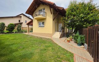 Casă 4 camere, mobilată, utilată, D+P+M, 326 mp teren, Cetate