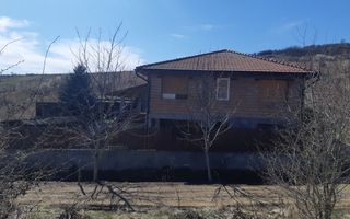 Casa la rosu de vânzare sau schimb cu apartament în Tg Mureș - Poză 8