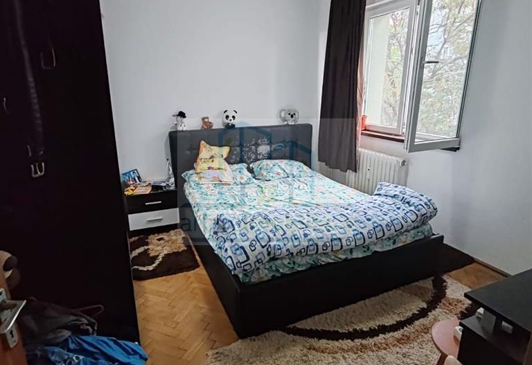 Vanzare Apartament 3 Camere Metrou Costin Georgian - Poză 4