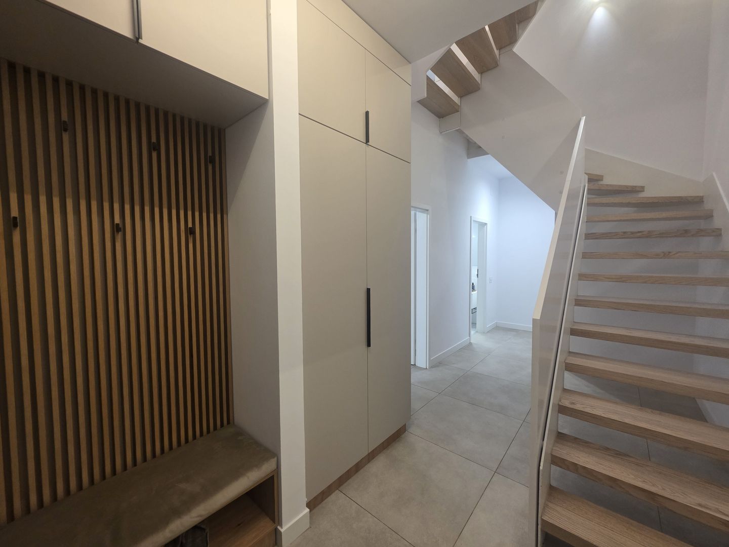 Vilă Townhouse 6 camere premium | 174 mp utili | lângă Lacul Pipera - Poză 9
