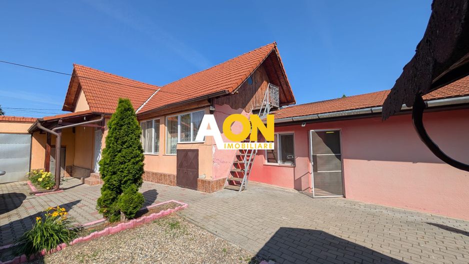 De vanzare casa 4 camere, 939mp teren, Oarda de Jos - Poză 1