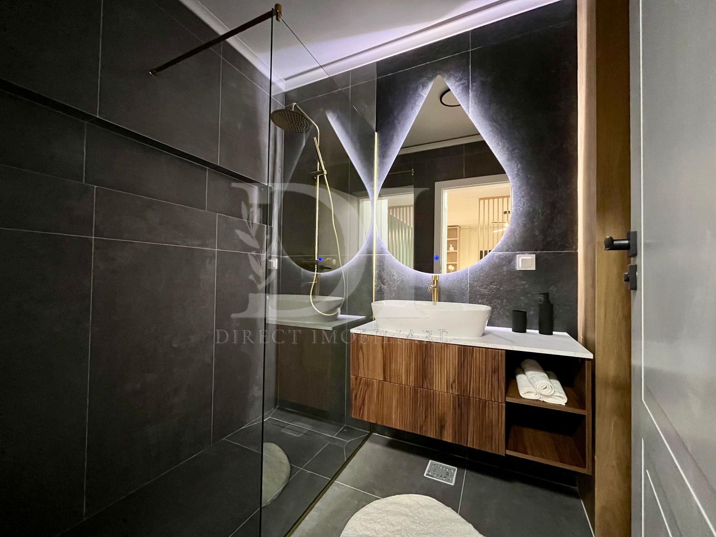 Apartament premium 3 camere / etaj intermediar / Zona Eroilor - Poză 21