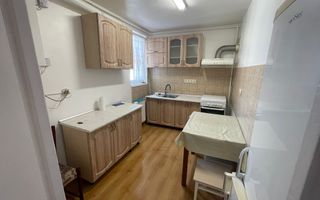 Apartament 3 camere de inchiriat-str Ciucas-Zona Dambu - Poză 11