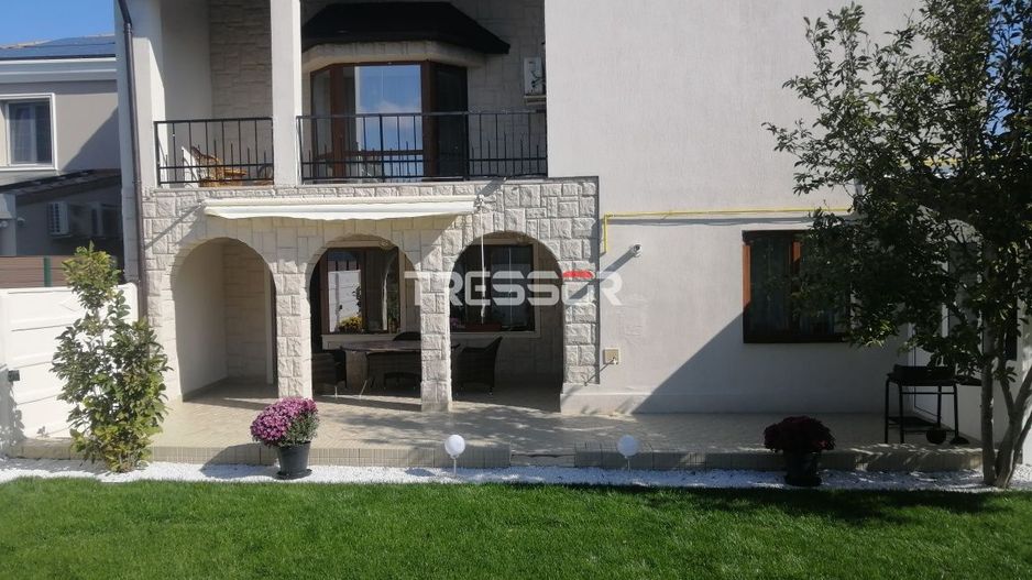 Proprietate deosebită în Ovidiu Sud, 306 mp utili - Poză 1