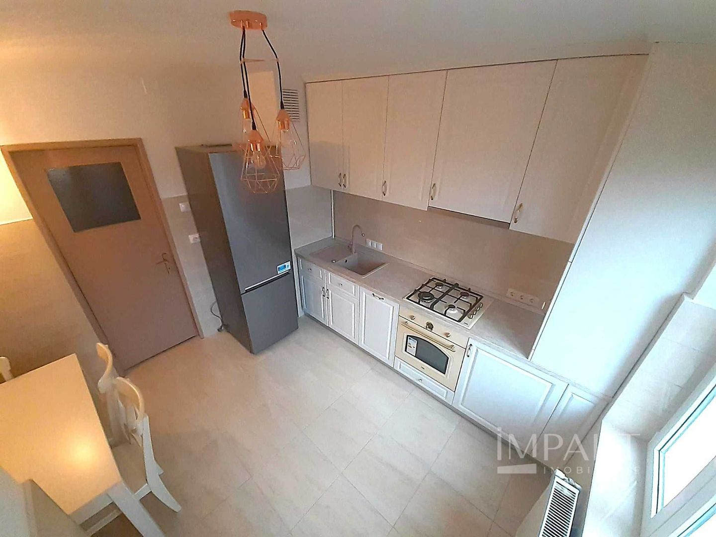 Apartament de inchiriat exclusivist 3 camere în Andrei Mureșanu - Poză 6