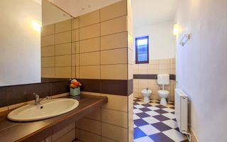 Spatiu Birouri I Semicentral - Poză 14