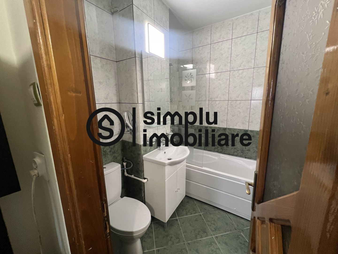 Apartament 3 camere Vis-A-Vis McDonalds - Poză 21