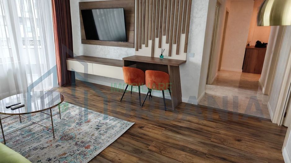 Apartament 3 camere, Royal Town, Copou - Poză 2