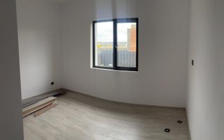 Casa individuala pe parter, zona Izvor - Poză 7