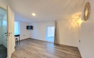 Spatiu comercial -242 mp - Poză 19