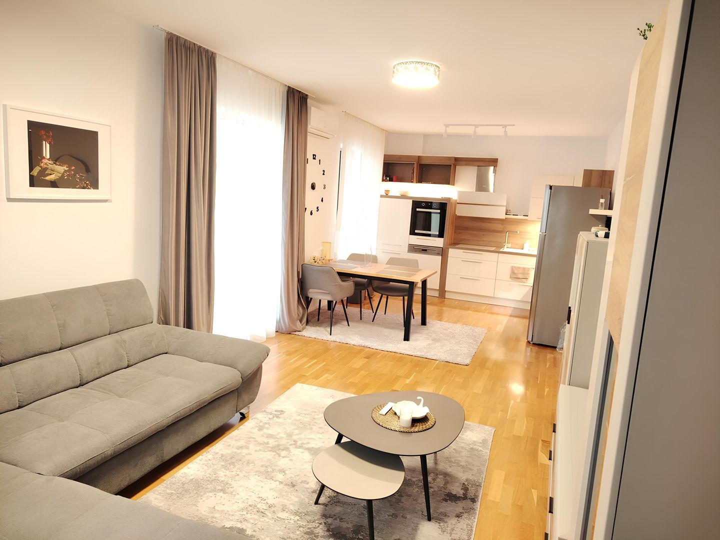 Apartament modern 3 camere Luxuria Residence I Loc de parcare inclus - Poză 6