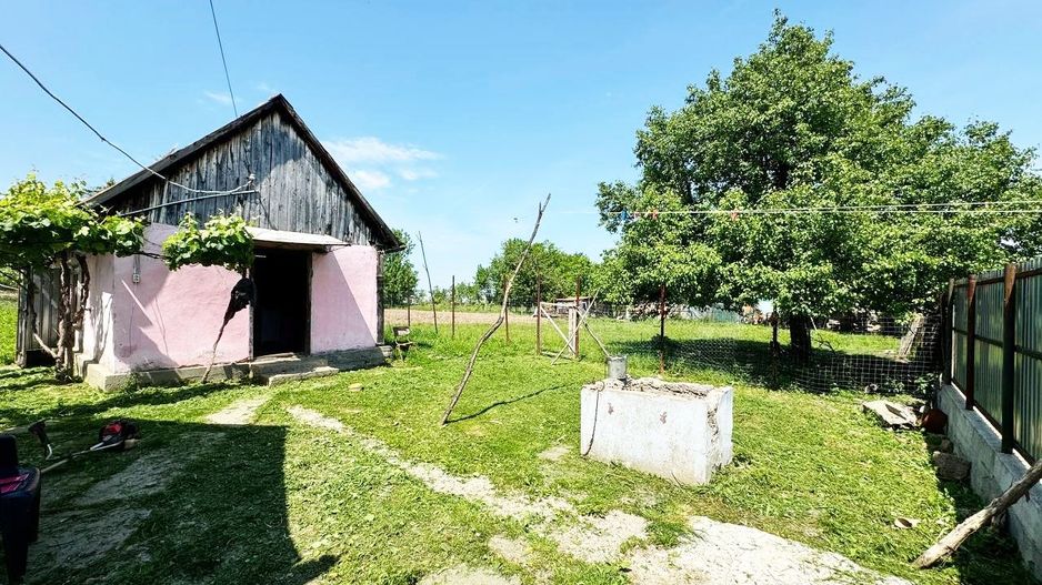 REZERVAT! Casă modestă în Arăneag, zona Căsoaia. - Poză 3
