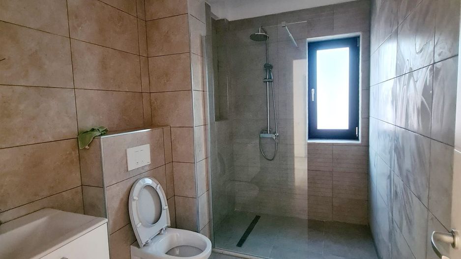 Apartament 3 camere de vanzare - Poză 7