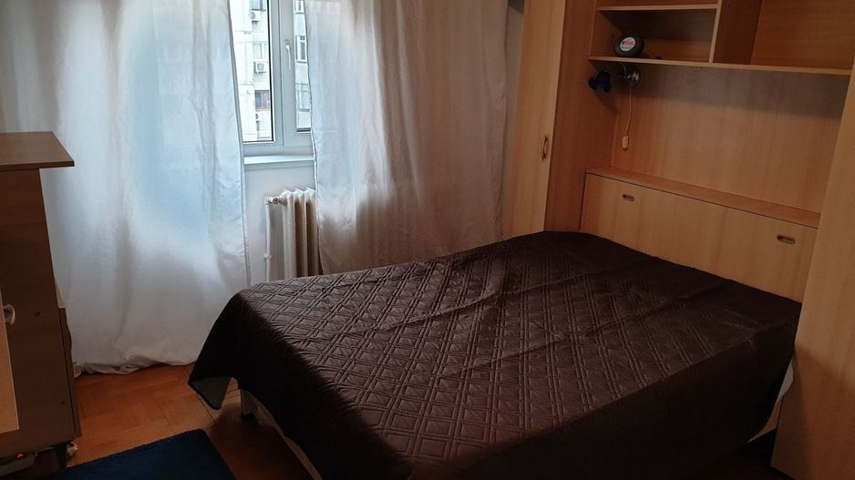 Crângași – Inchiriere apartament 3 camere decomandat, vedere la șosea - Poză 4