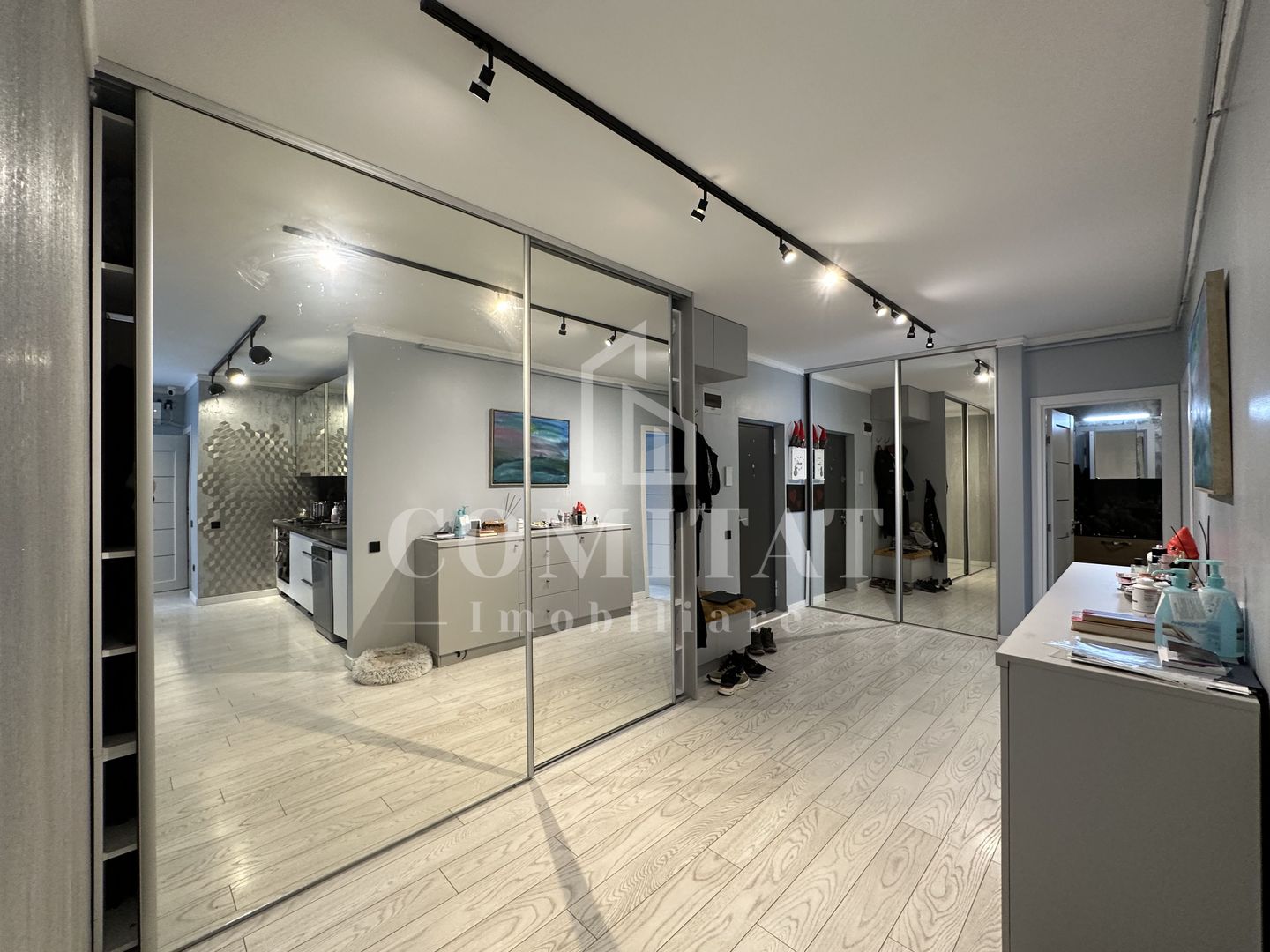 Apartament cu 2 camere | 2 parcări | Zona Eremia Grigorescu - Poză 5