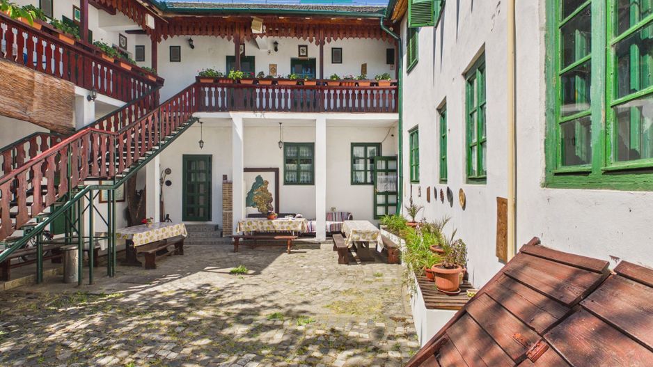 Pensiune 18 Camere cu Restaurant - Cetatea Oradea - Poză 11