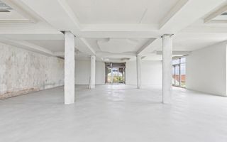 Clădire 850 mp, Czaran Gyula, 8 parcări - Poză 7