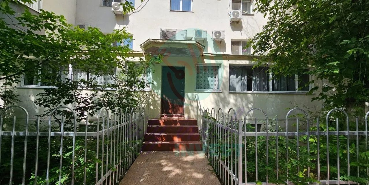 Parter cu acces separat - 137 mp utili - Poză 1