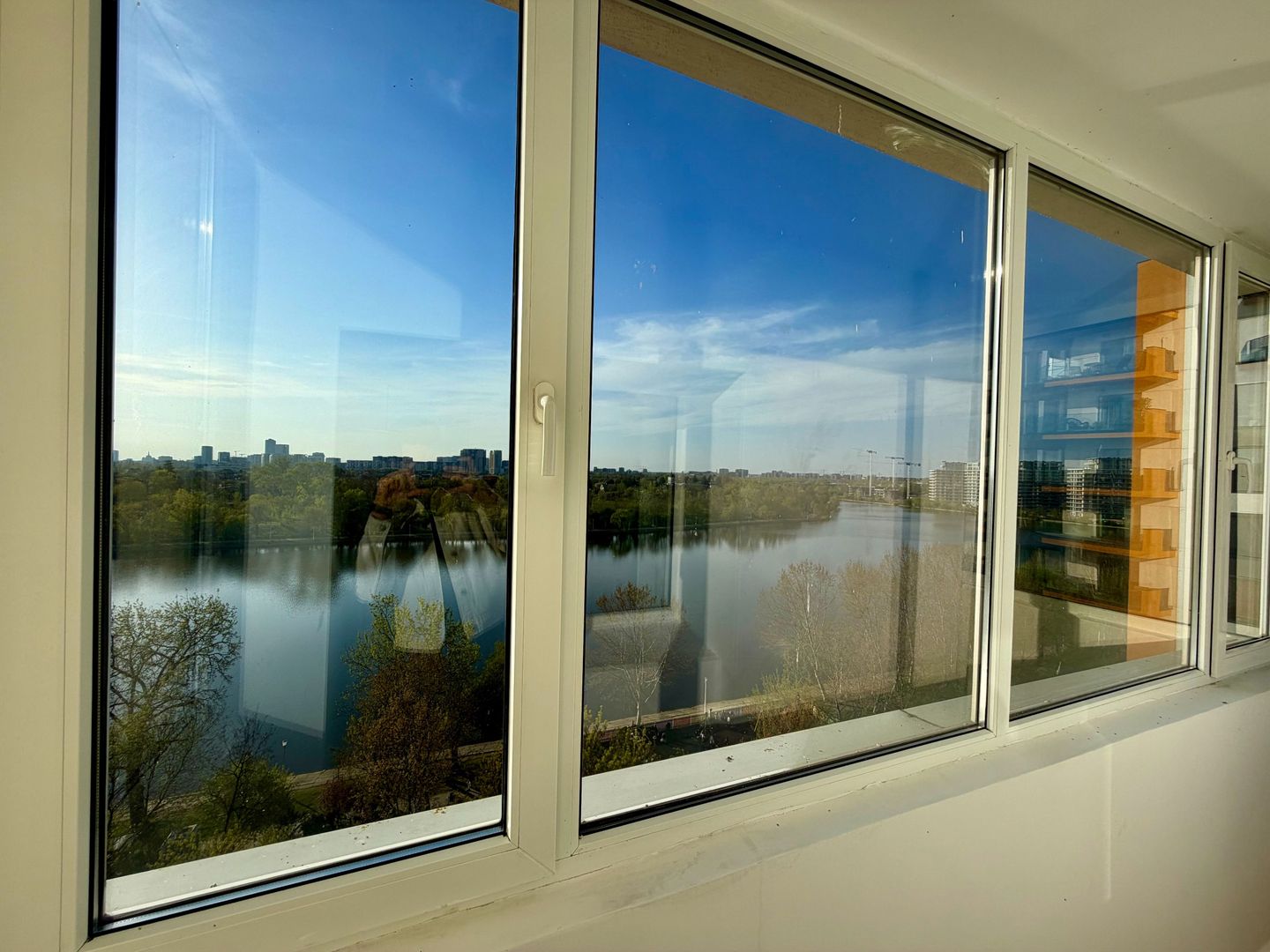 Apartament 2 camere cu vedere catre Lacul Plumbuita - Doamna Ghica - Poză 15