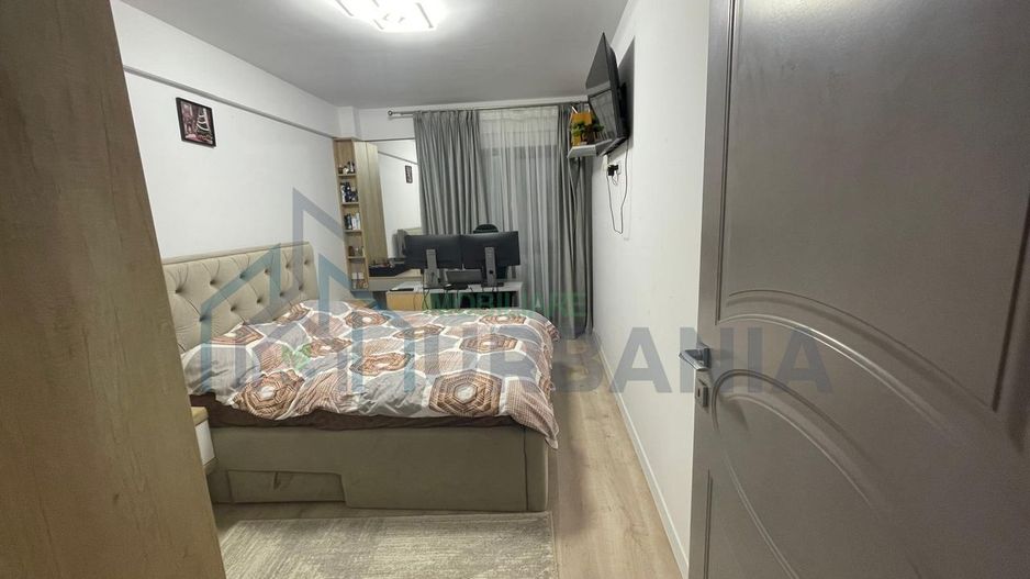 De vanzare apartament 3 camere zona Sos Voinesti, langa noul Kaufland - Poză 2