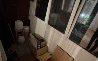 De vanzare Apartament 3 camere  Raul Doamnei - Poză 6