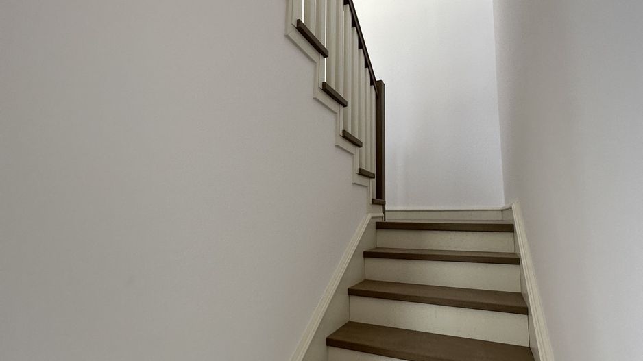 Casa cu 4 camere - Dumbarvita - Poză 15