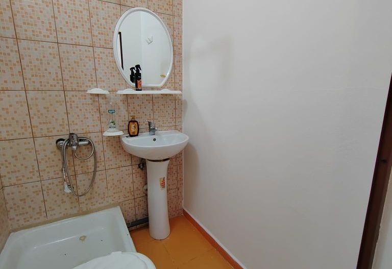 BRASADAS vinde garsoniera 17mp 4/4 in Micro 16. - Poză 8