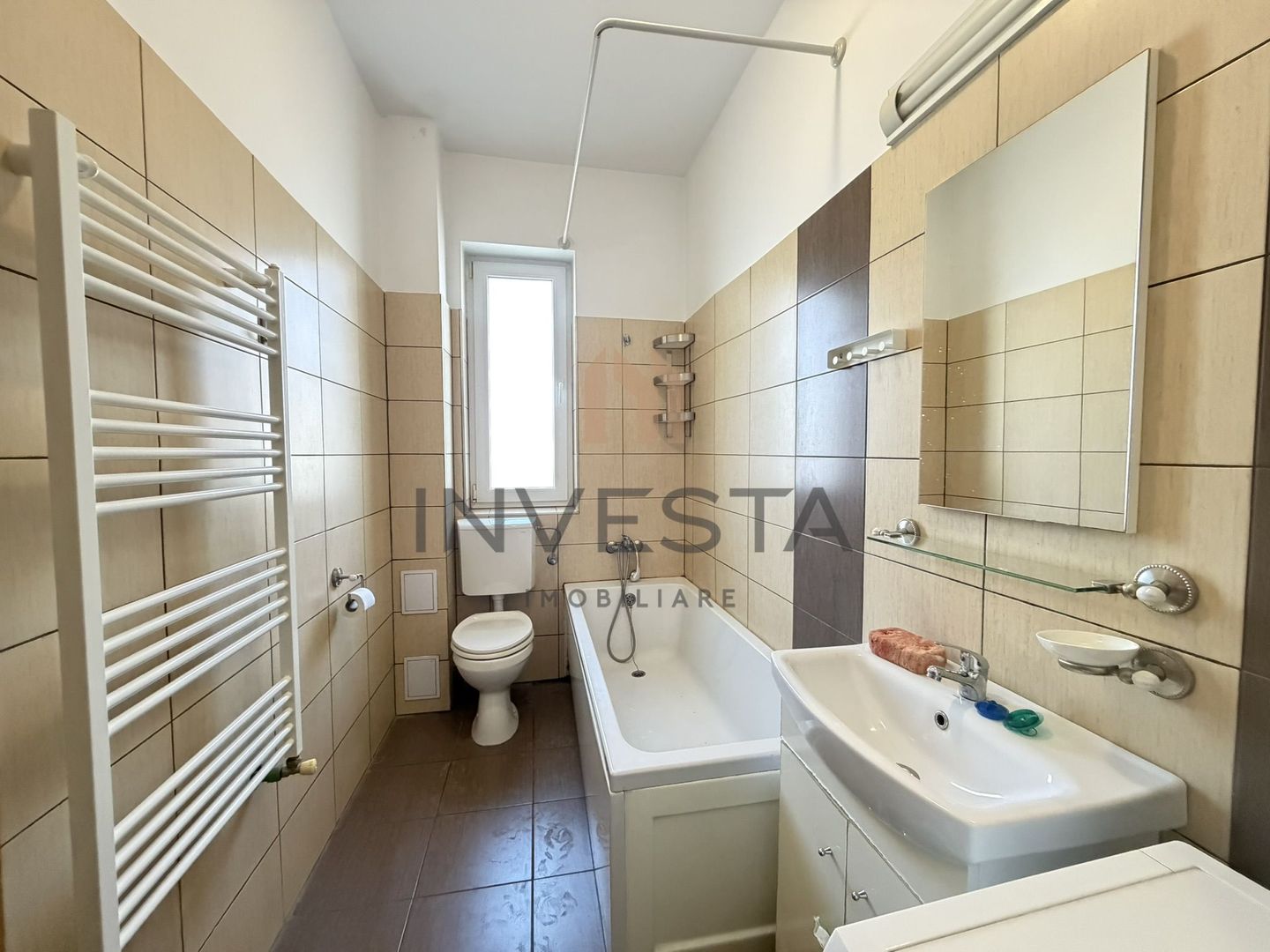 Apartament cu 2 camere de inchiriat + parcare - Poză 3