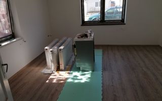 Casă individuală I 2 camere I Renovată I 1400 mp I Cristian - Poză 6