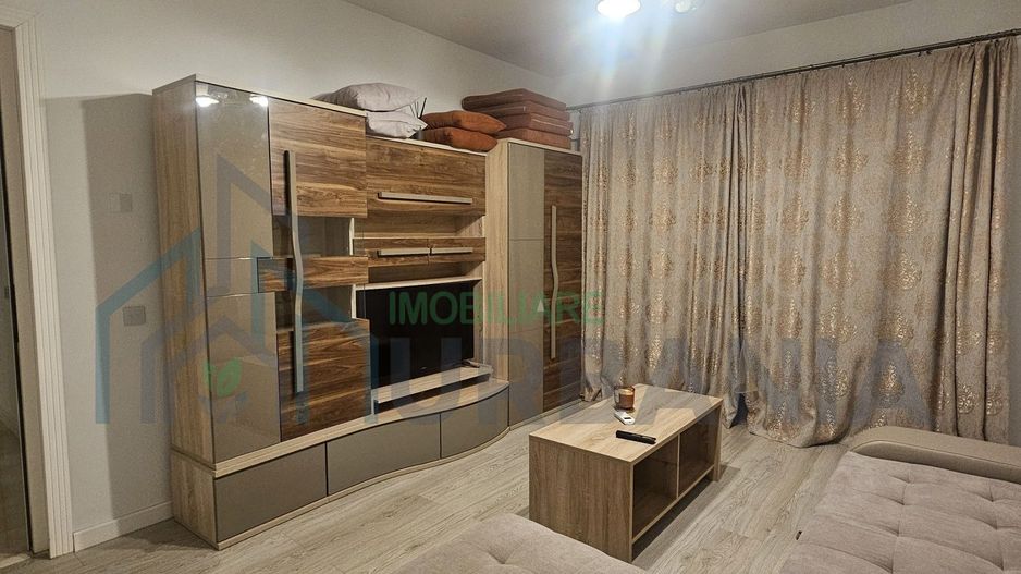 Închiriez apartament - Poză 1