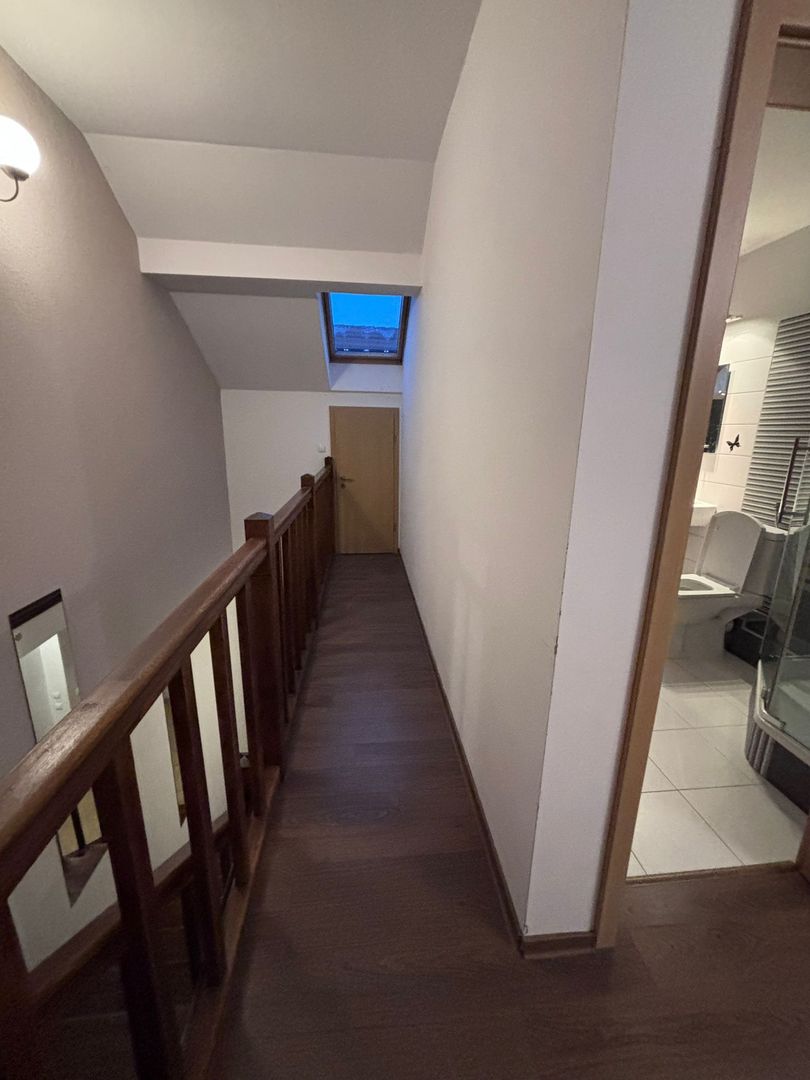 Casa individuala frumoasa si spatioasa in Giroc - Poză 30