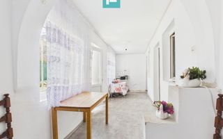 Apartament la curte comună pe strada Mărășești - Poză 5