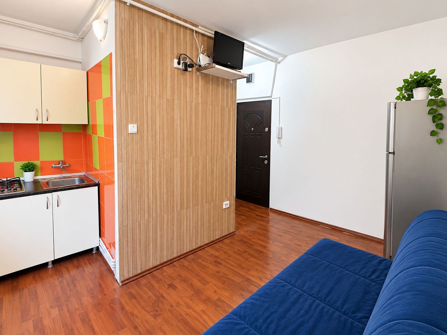 Garsoniera renovata | Centrala proprie | Zona Baicului - Poză 1