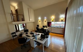 Casă / Vilă cu 6 camere în zona  Calea Aradului - Poză 4