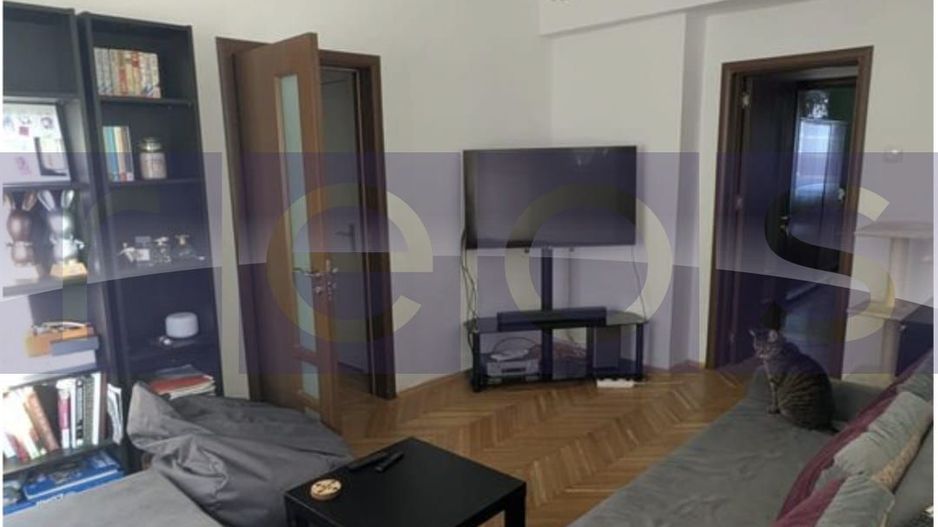 VANZARE  3 CAMERE  IN  VILA INTERBELICA  –PIATA VICTORIEI - Poză 3