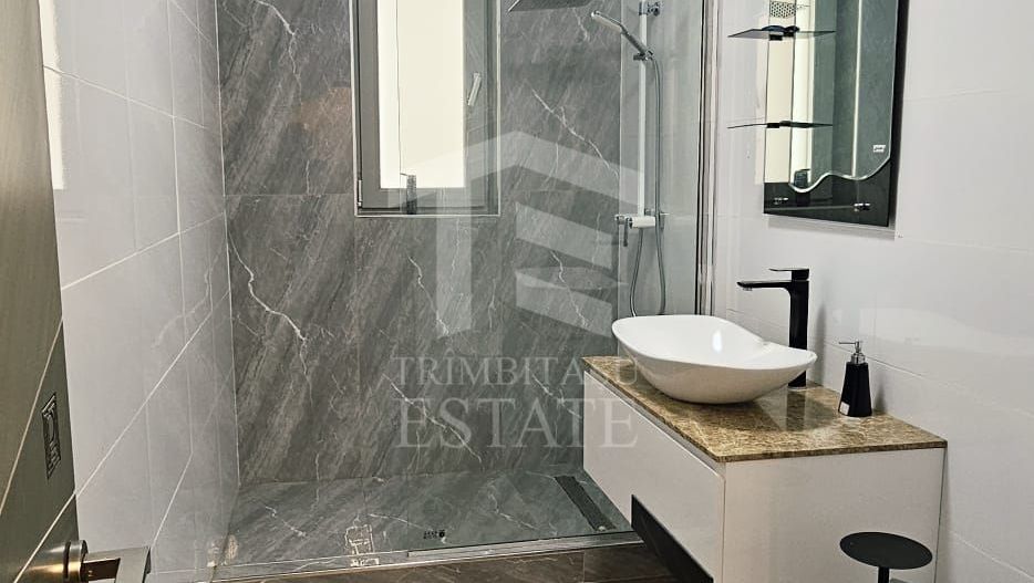 Apartament cu 2 camere Mamaia Nord, primul rand la mare, termen lung - Poză 9