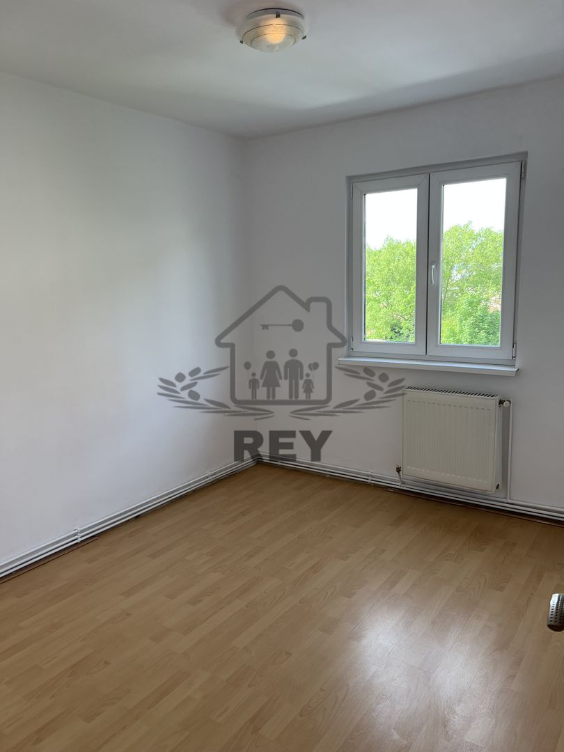 Apartament 2 camere etaj 3 strada Oștirii - Poză 5