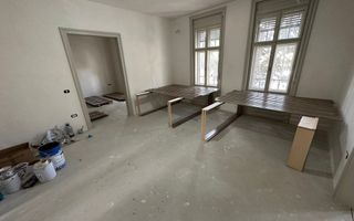 Clădire de birouri/ clinica zona Centrală - Poză 8