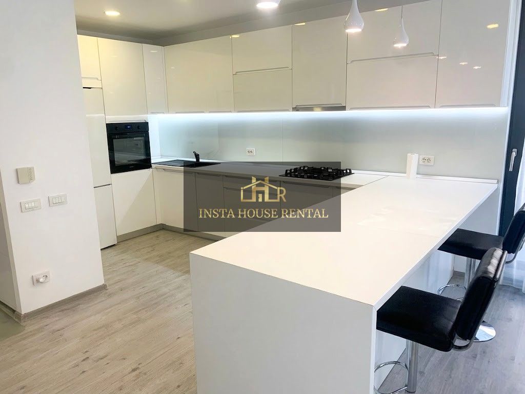 Vila 4 camere Pipera/Tunari *parcare 2 + terasa si gradina* - Poză 7