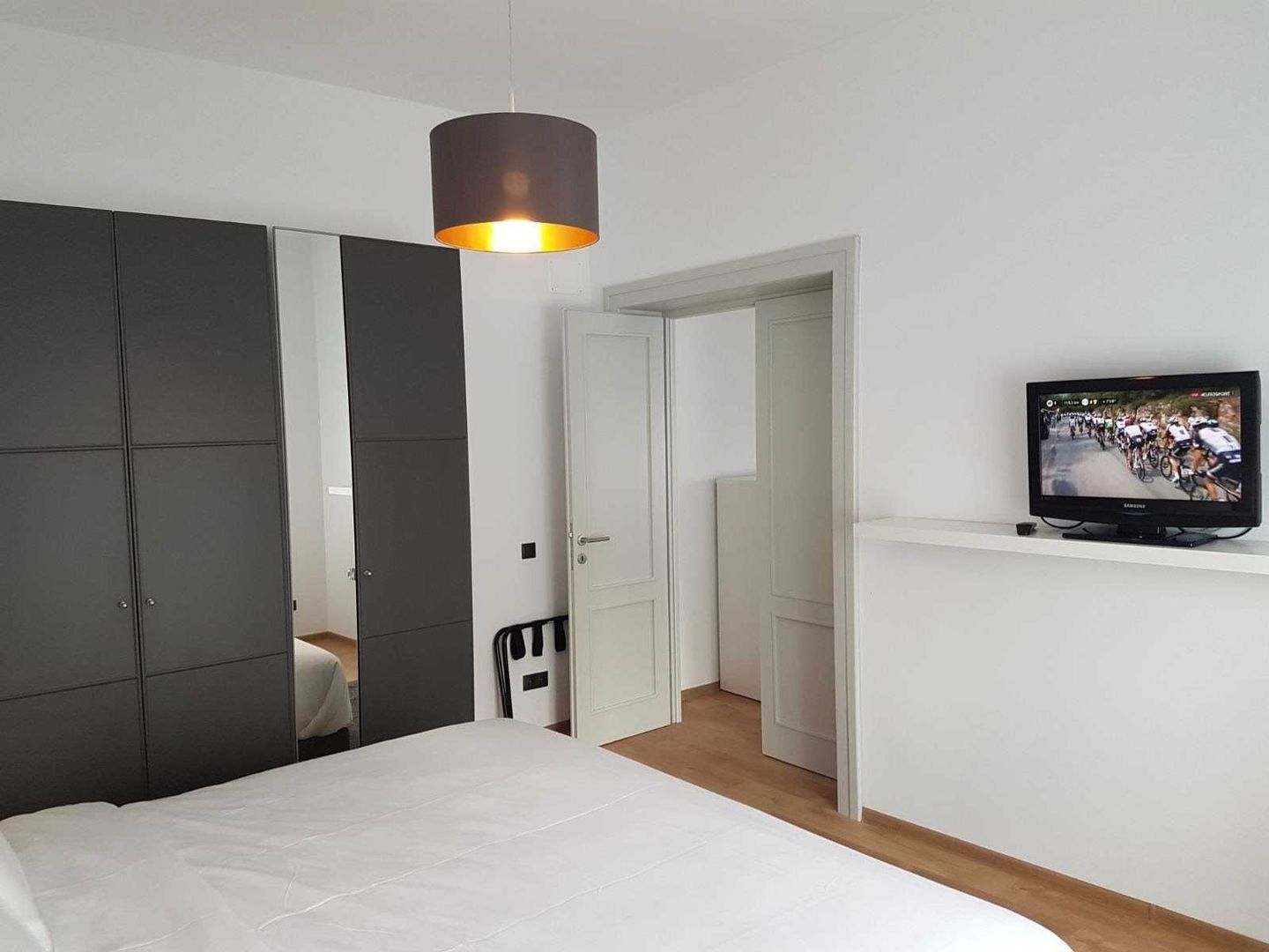 APARTAMENT 2 CAMERE ULTRACENTRAL | NICOLAE BALCESCU- PIATA UNIRII - Poză 7