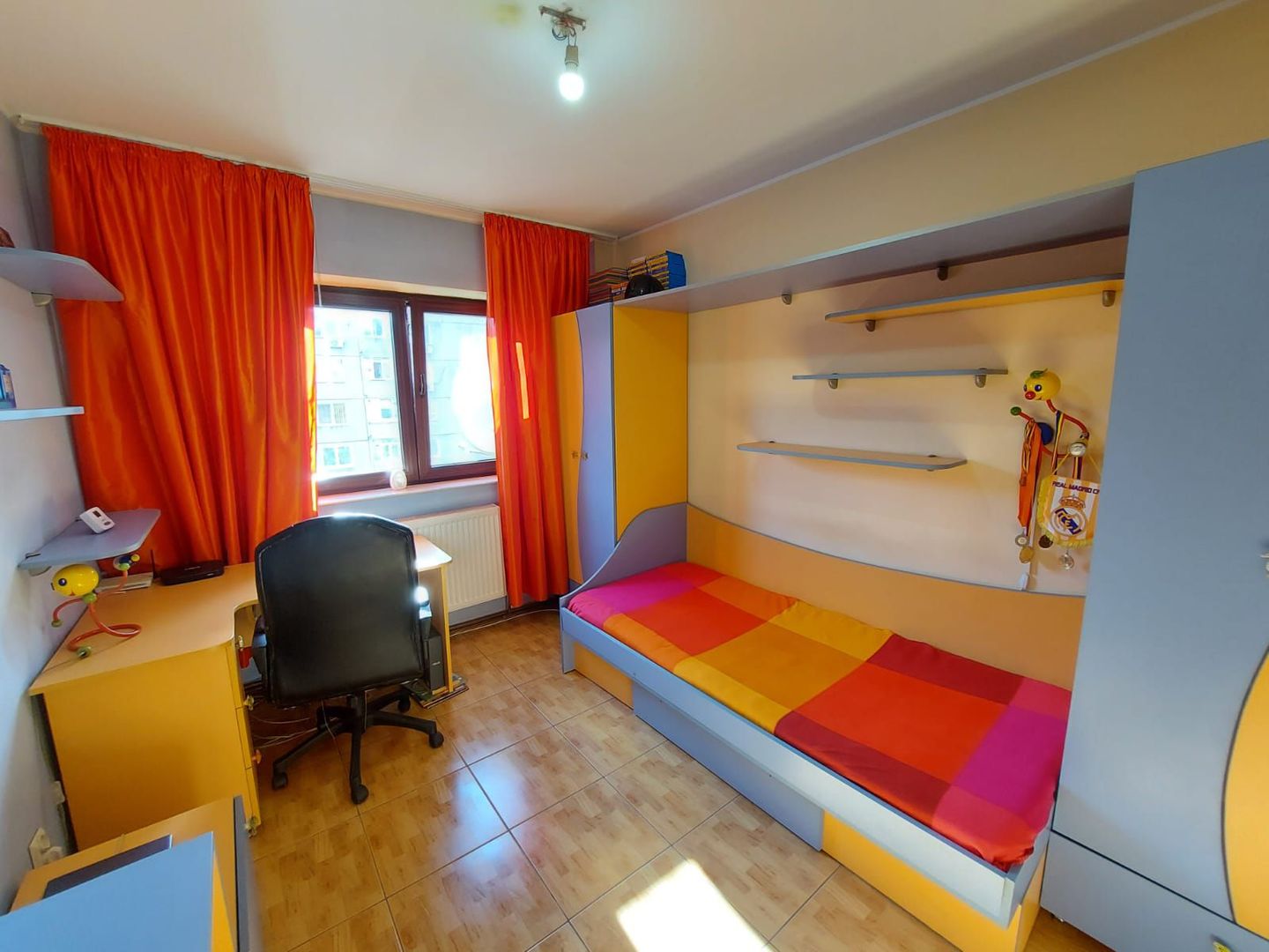 Apartament 4 camere Aparatorii Patriei | Universitatea Spiru Haret - Poză 5