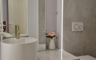 Cortina North, Particular - Poză 4