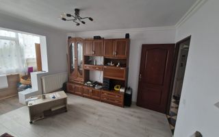 Apartament 3 camere I etaj 2/4 I Cisnadie - Poză 2