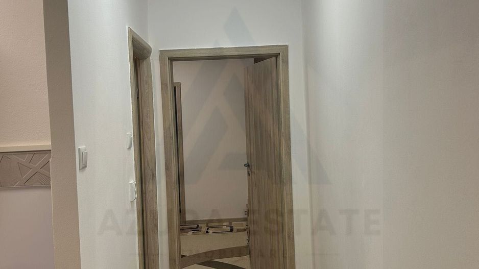 Apartament 2 camere 40 mp utili etajul 1 Zona Cedonia - Poză 6