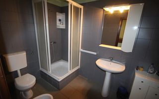 Imobil  cu destinatie mixta - Poză 26