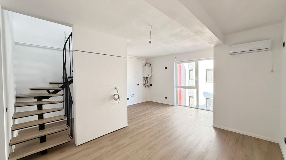 Ap pe 2 niveluri. 4 camere, 2 bai. 2 locuri de parcare. - Poză 1