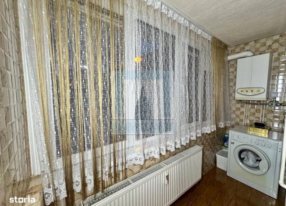 Ap 3 camere decomandat - zona Tractorul - Poză 17