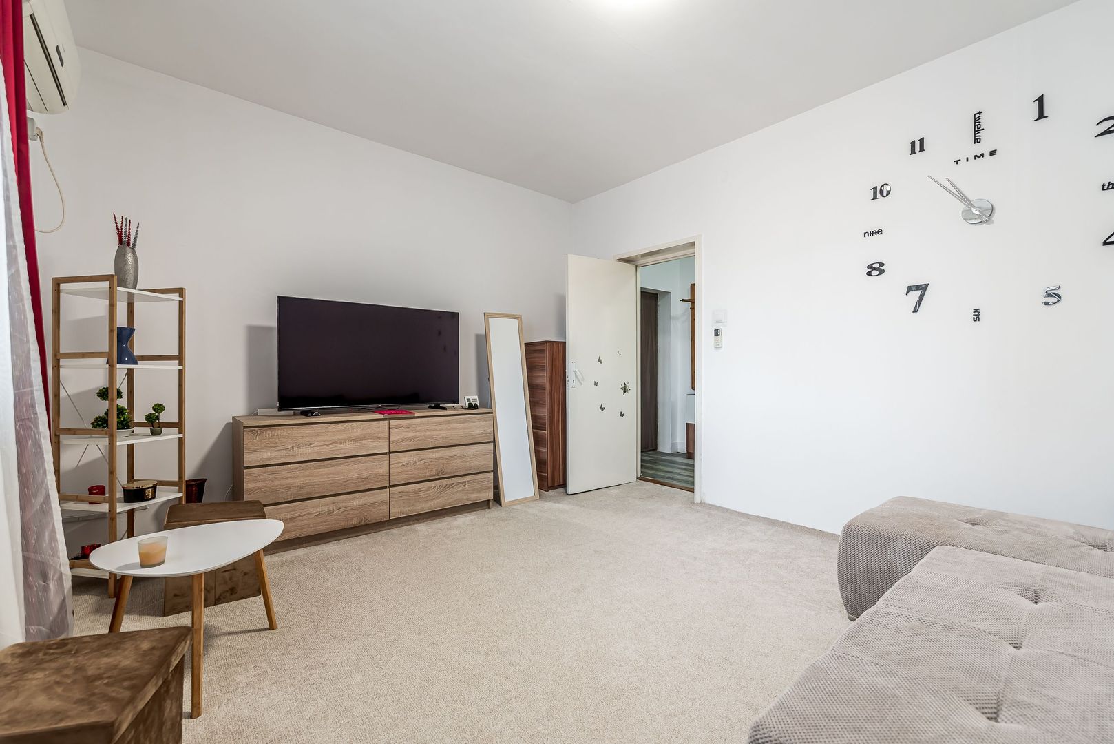 Apartament cu 1 cameră, balcon închis și boxă pe str. Carol Davila - Poză 7