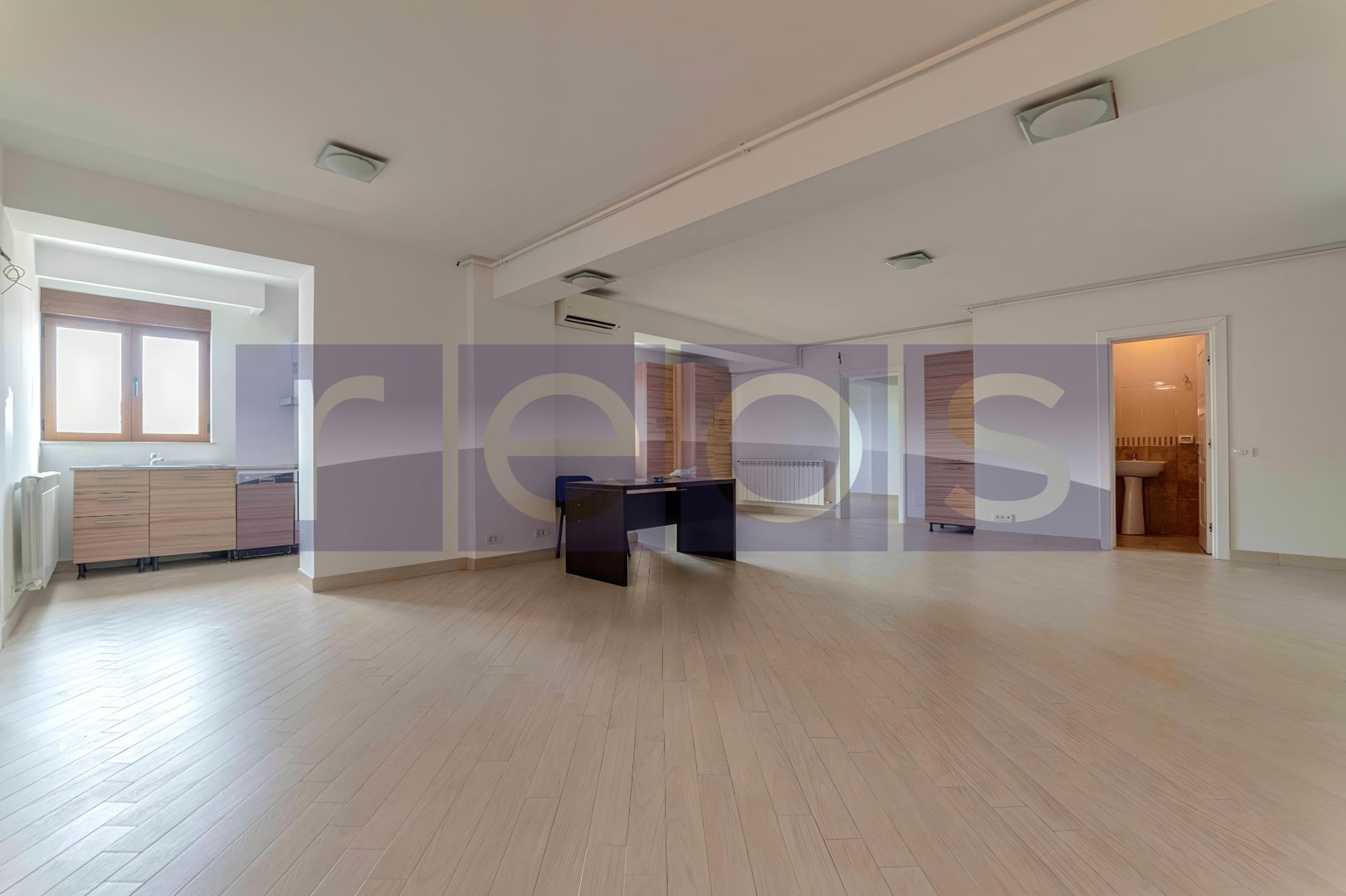 VANZARE | 3 CAMERE | PIAȚA DOROBANTI - Poză 1