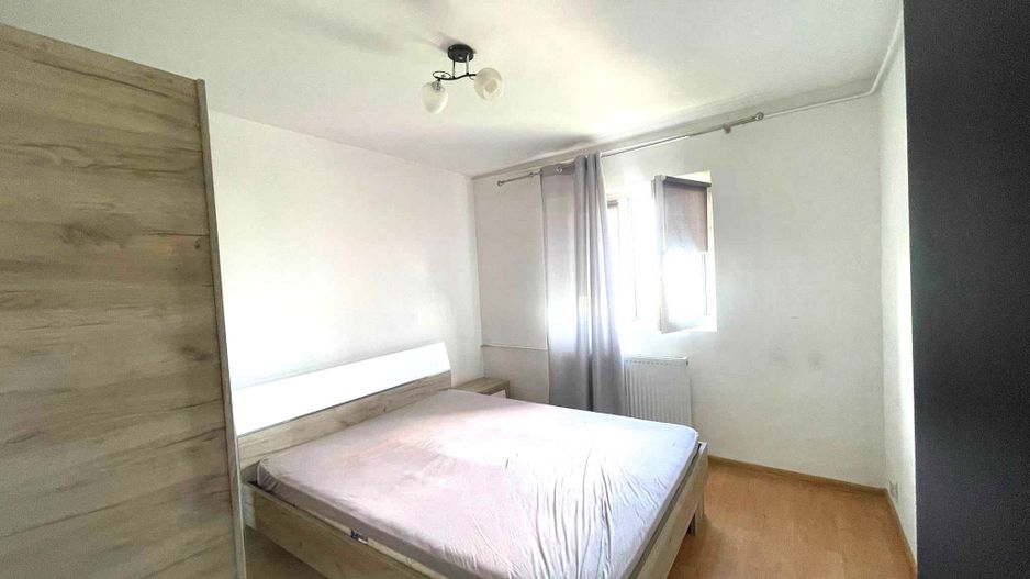 🏠 Închiriez Apartament cu - Poză 2